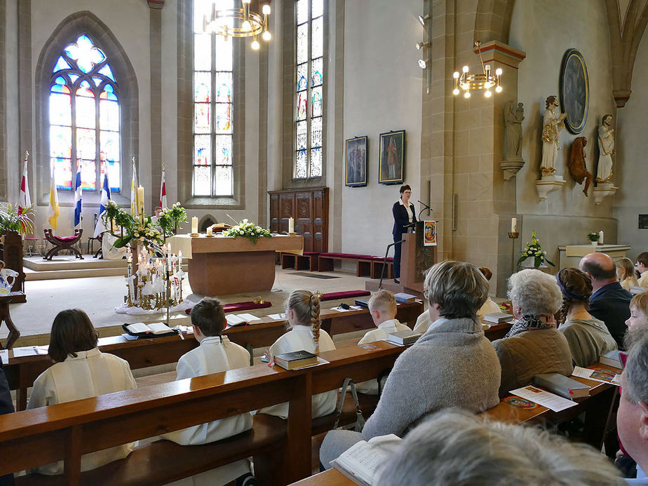 Dankgottesdienst der Kommunionkinder (Foto: Karl-Franz Thiede)